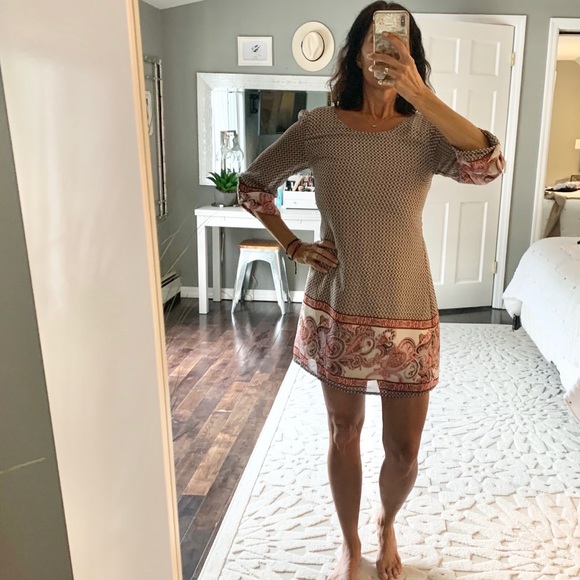 Speechless Dresses & Skirts - 🔥Deal🔥Speechless paisley print lined dress